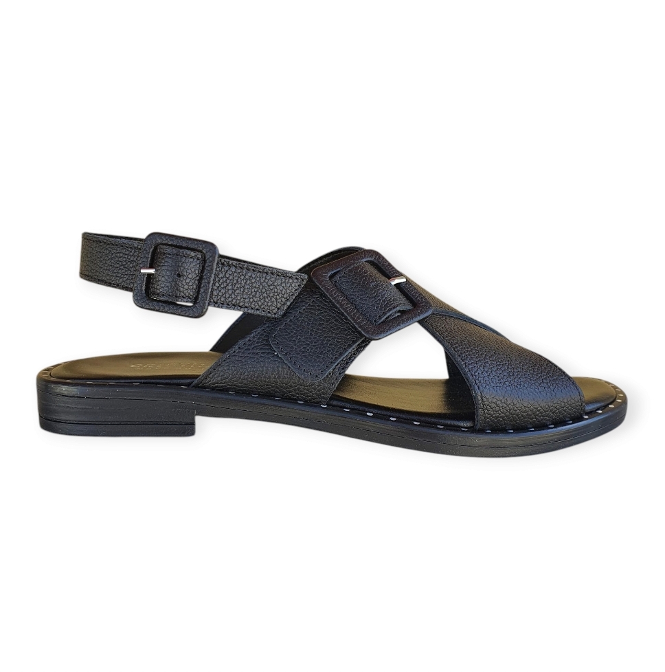 Nives-Alessia Nero martelatto